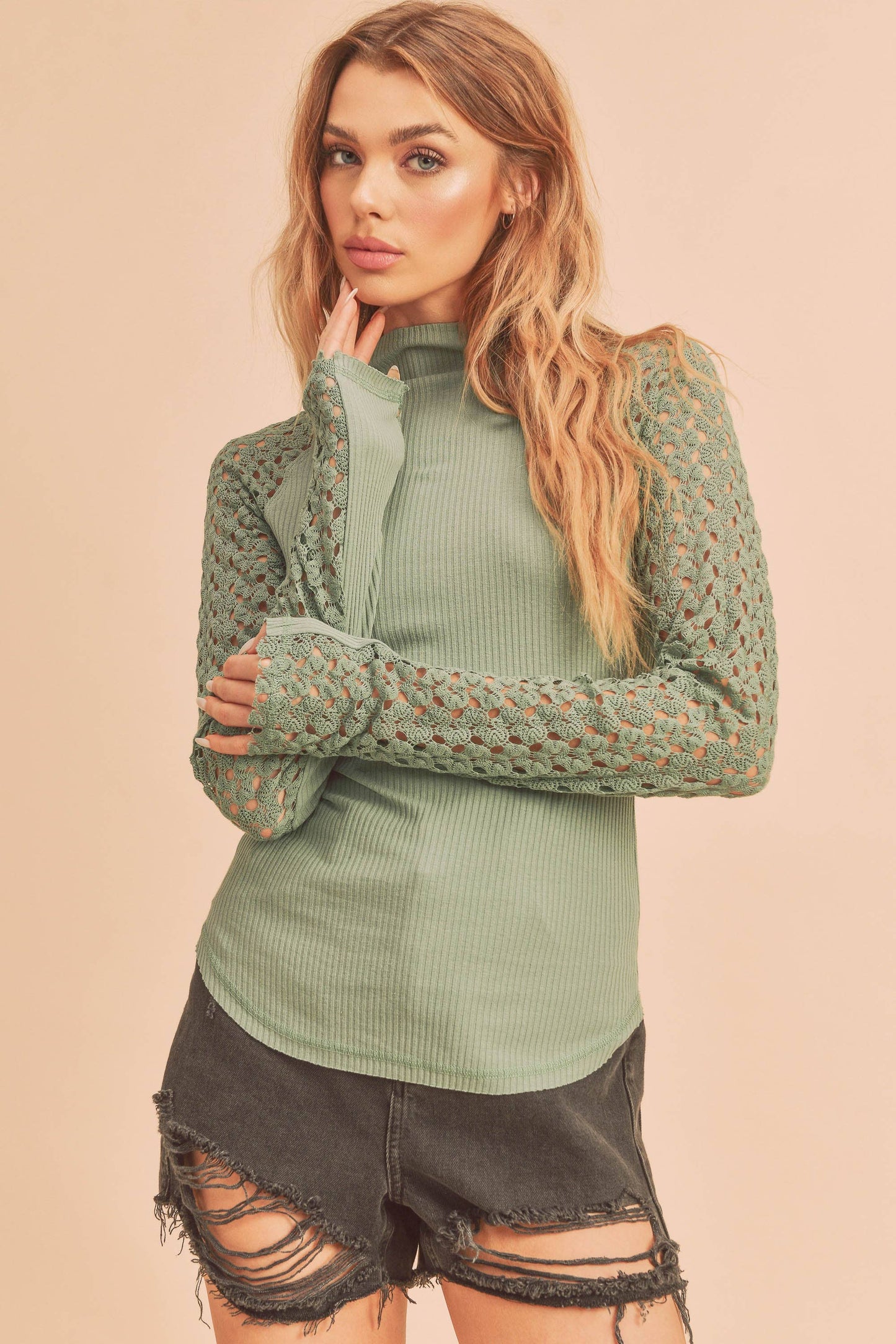 AEMI + CO - 894AK Suri Top