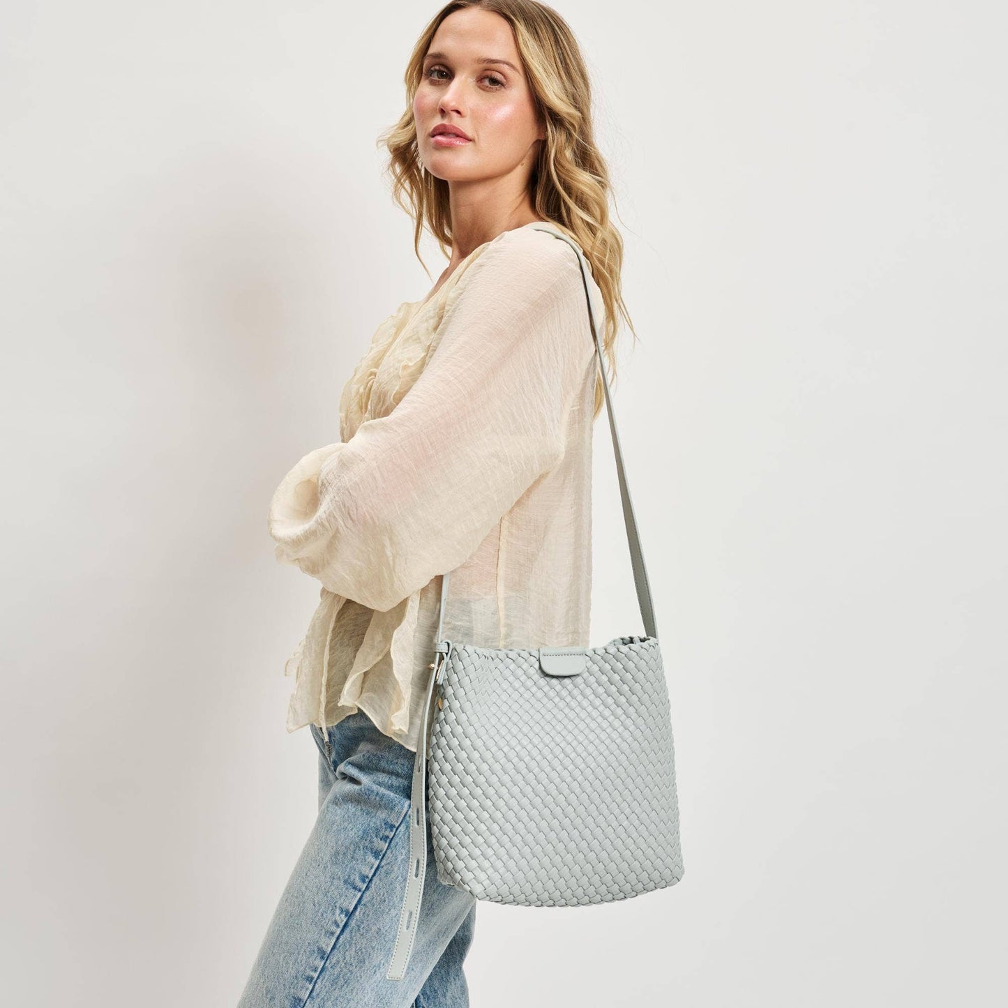 Moda Luxe - Isadora Bucket