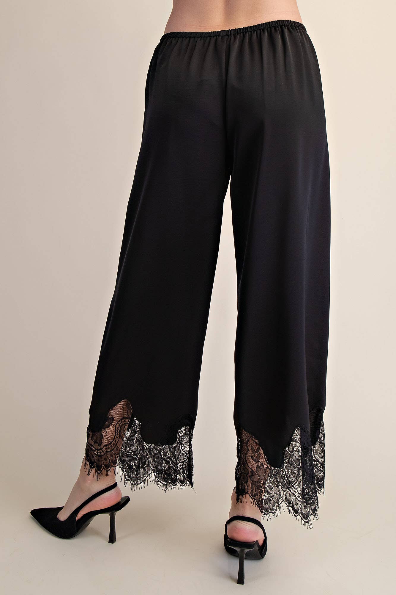 Glam - Mid Rise Cropped Lace Trim Pants