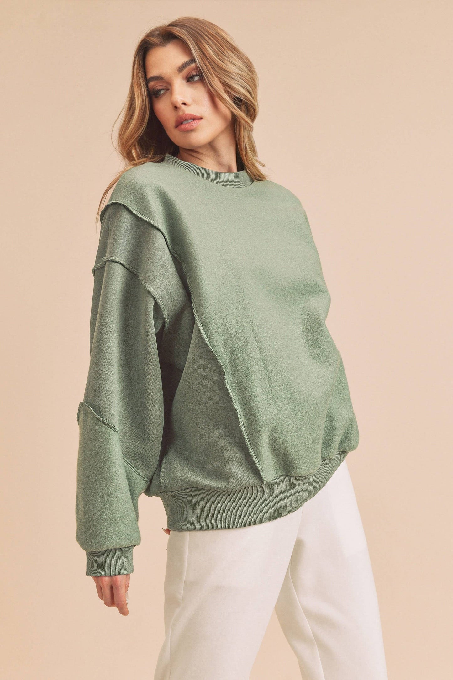 AEMI + CO - 916BK Ellia Sweatshirt 1