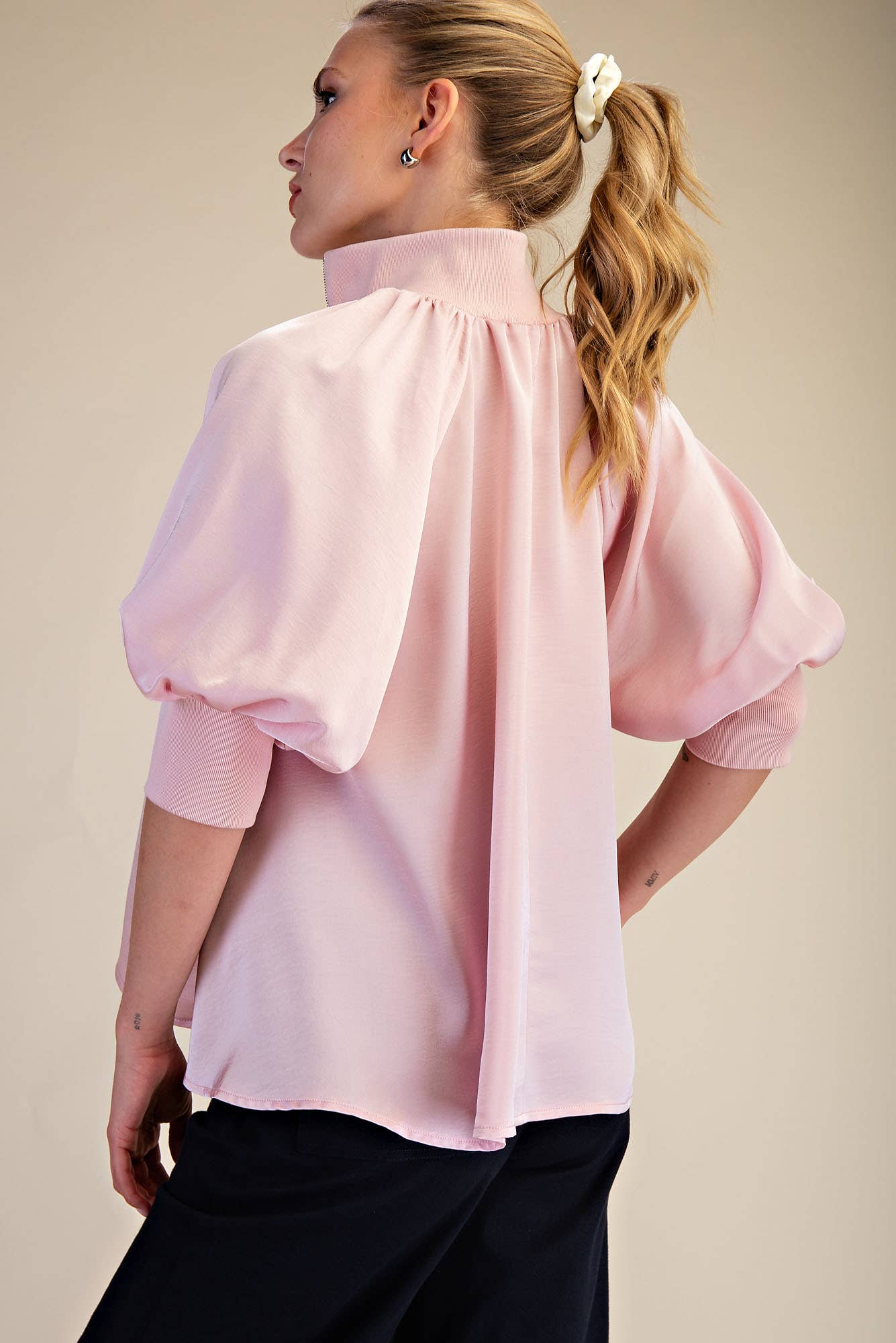 Glam - Mock Neck Band Puff Sleeve Elegance Blouse
