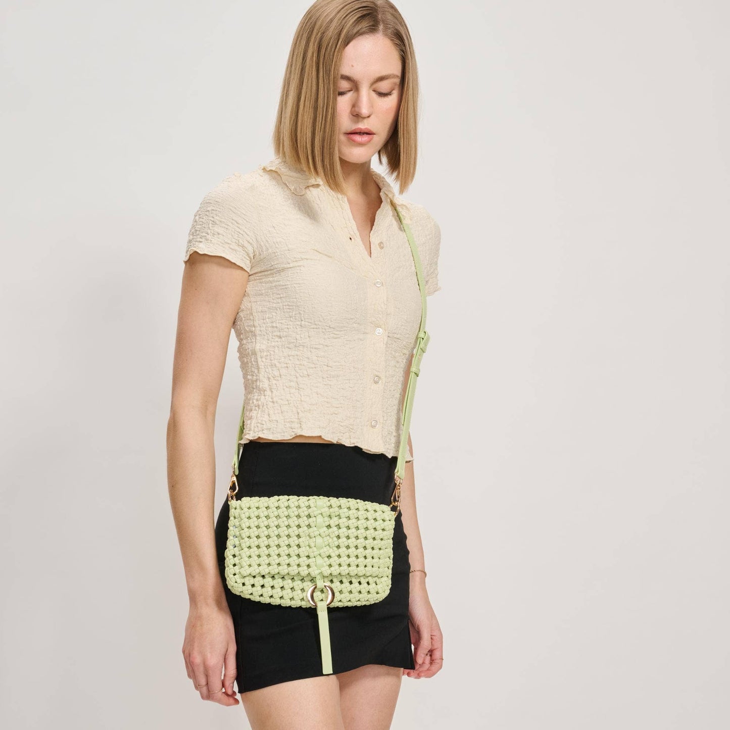 Moda Luxe - Camilla Knot Woven Crossbody