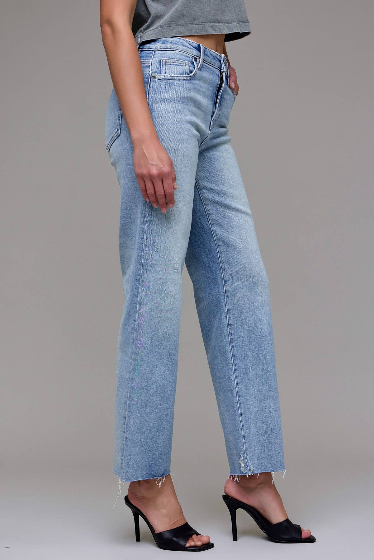 Hidden Jeans - Light Wash Stretch Raw Hem Classic Straight