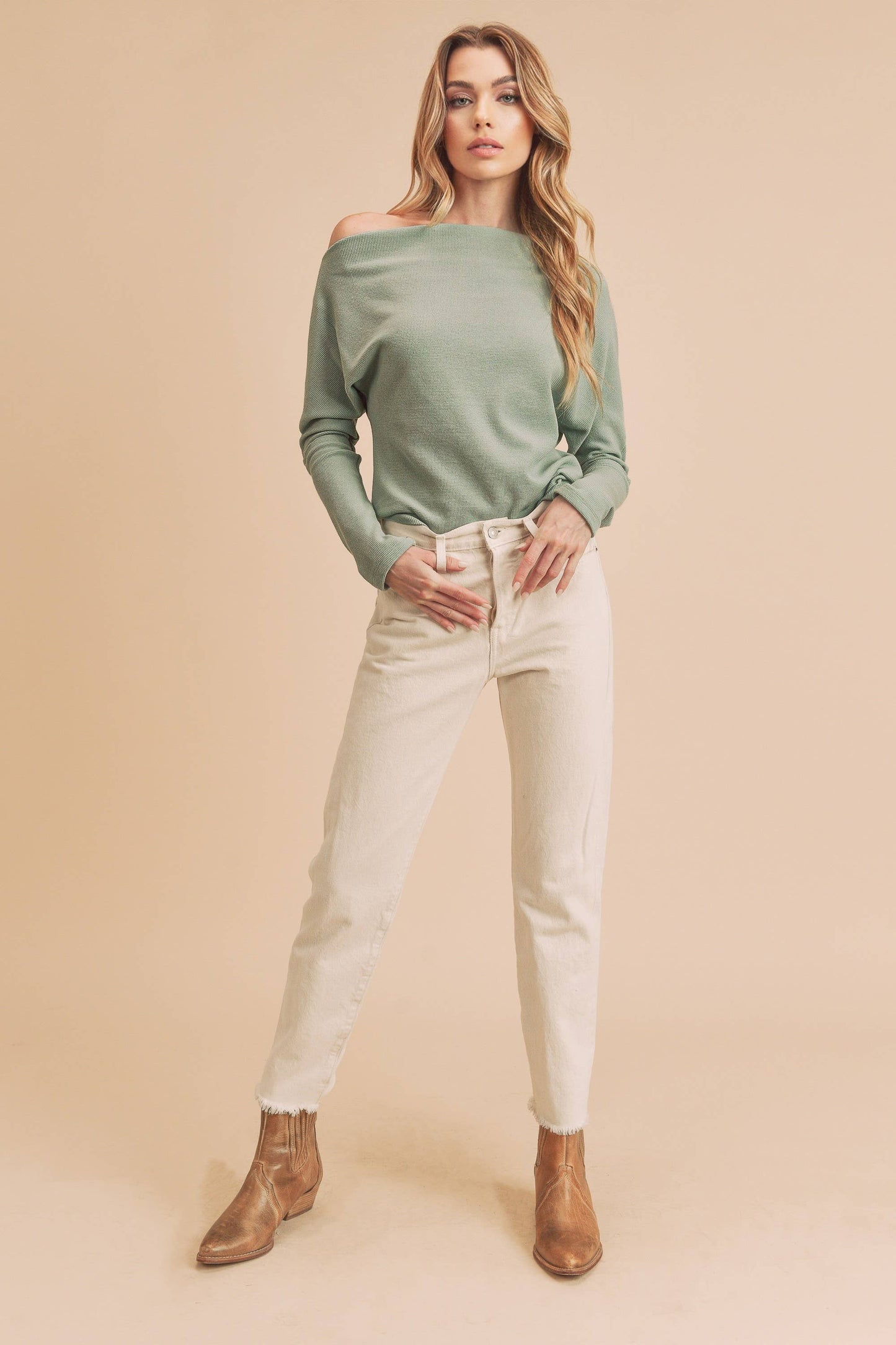AEMI + CO - 8114BN Lula Thermal Top 5