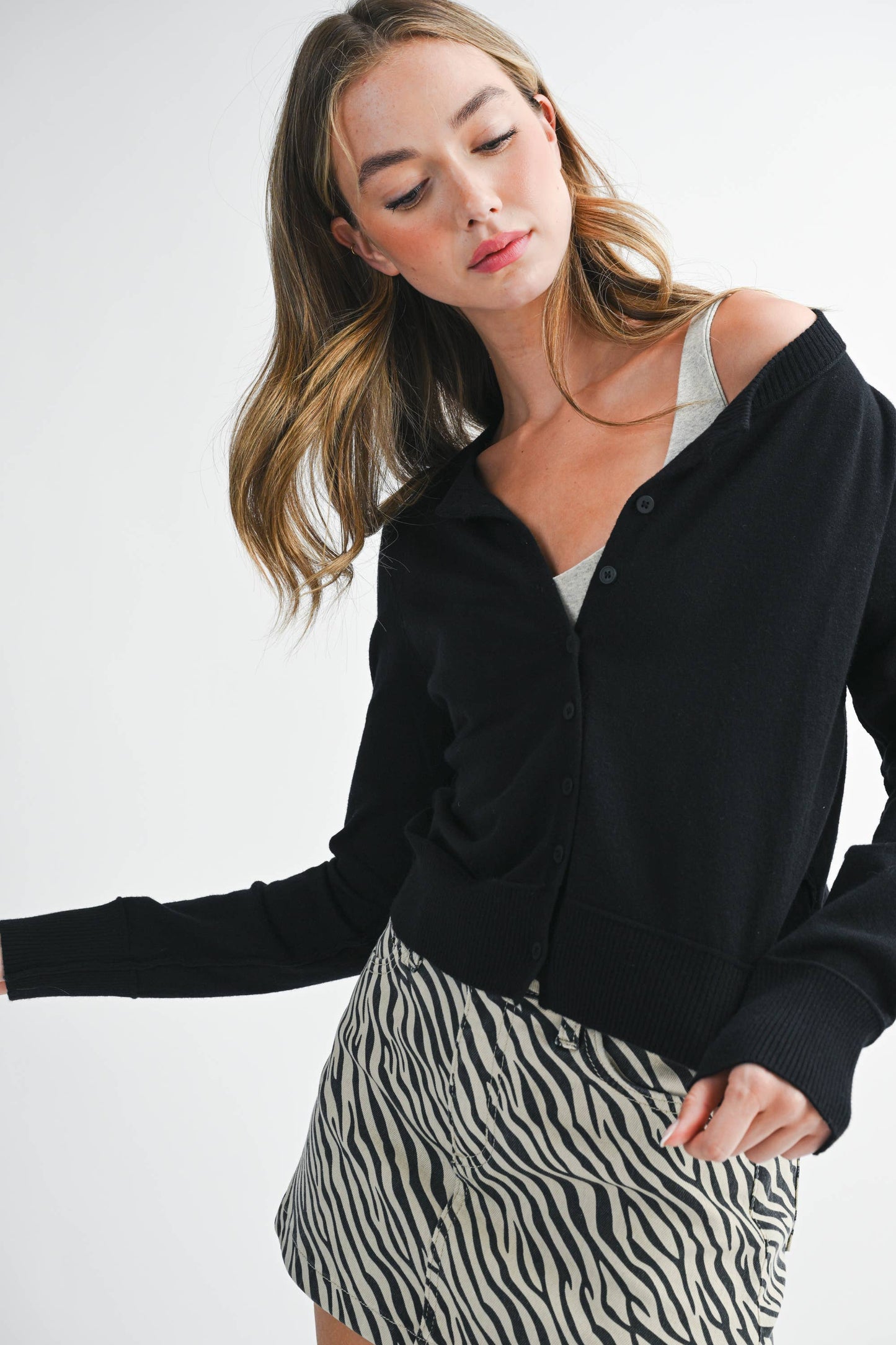 AEMI + CO - 5176GN Ribbed Button-Up Knit Cardigan