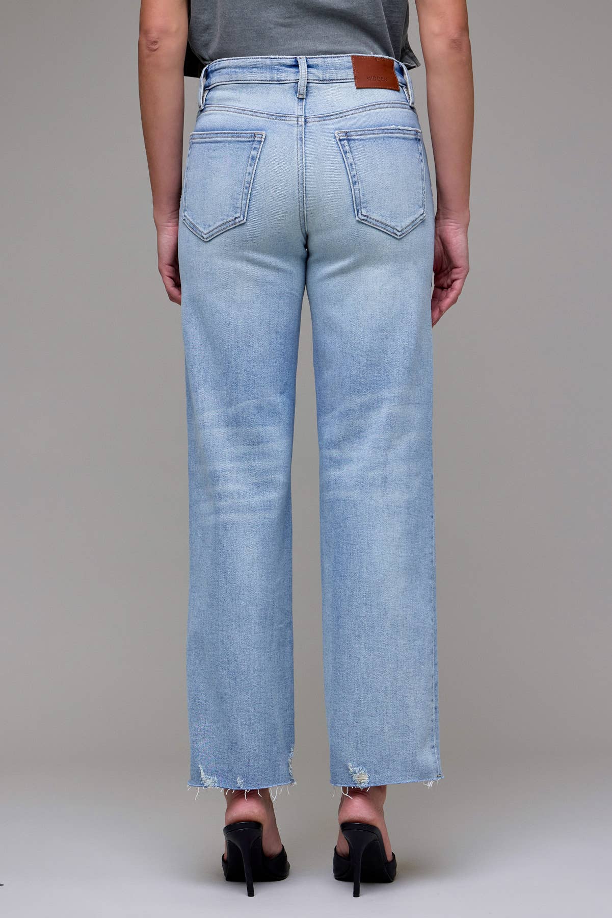 Hidden Jeans - Light Wash Stretch Raw Hem Classic Straight