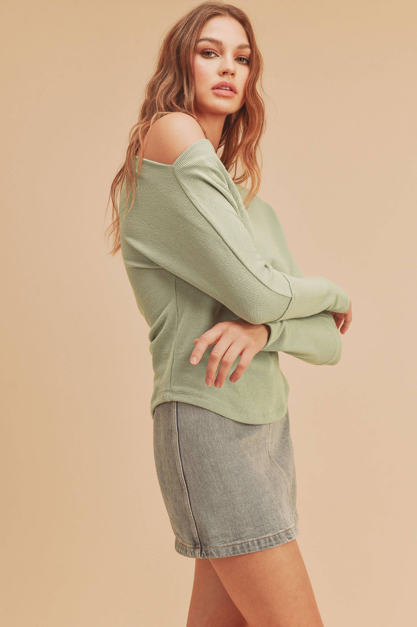 AEMI + CO - 8114BN Lula Thermal Top 5