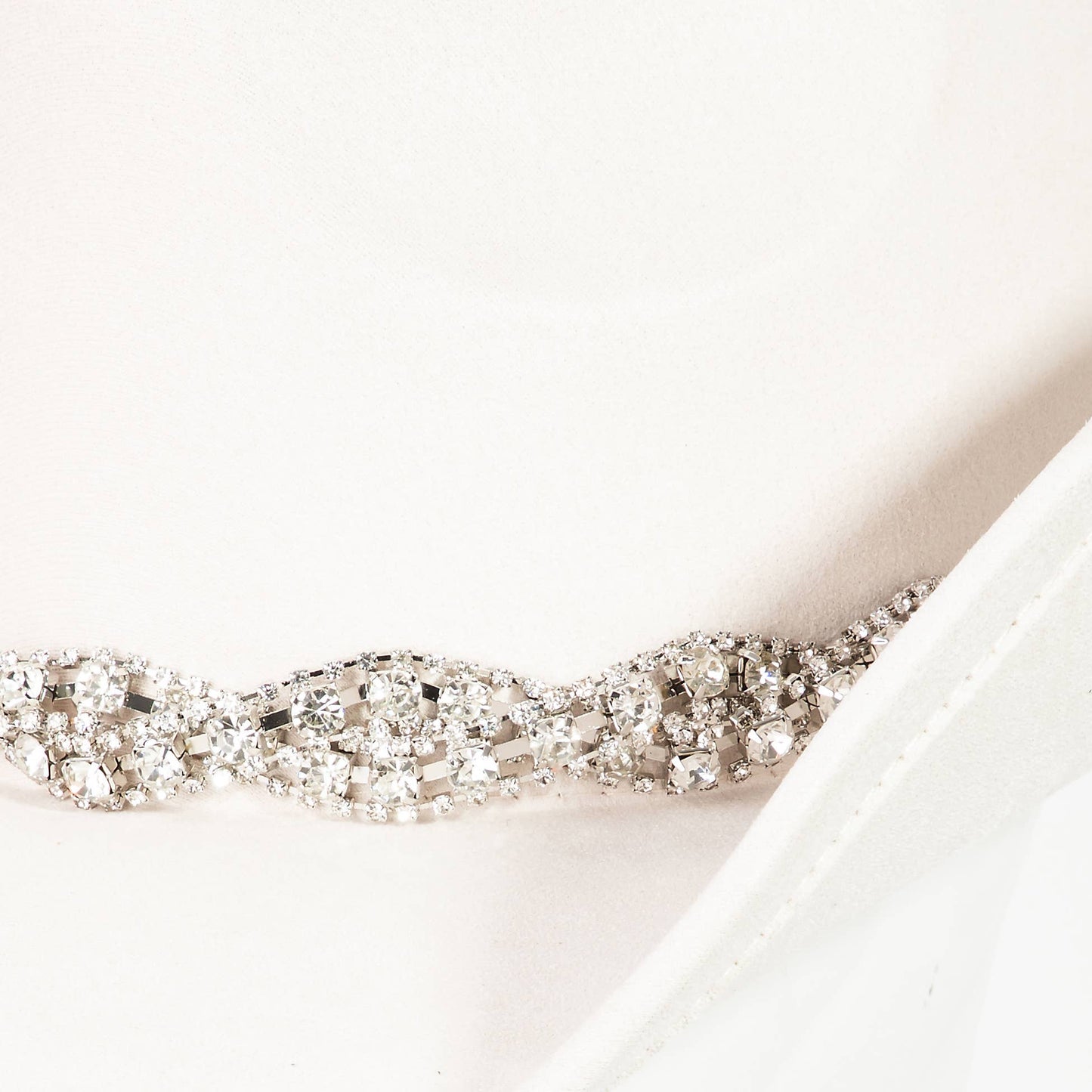 Collections by Fame Accessories - Rhinestone Chain Strap Western Cowboy Hat