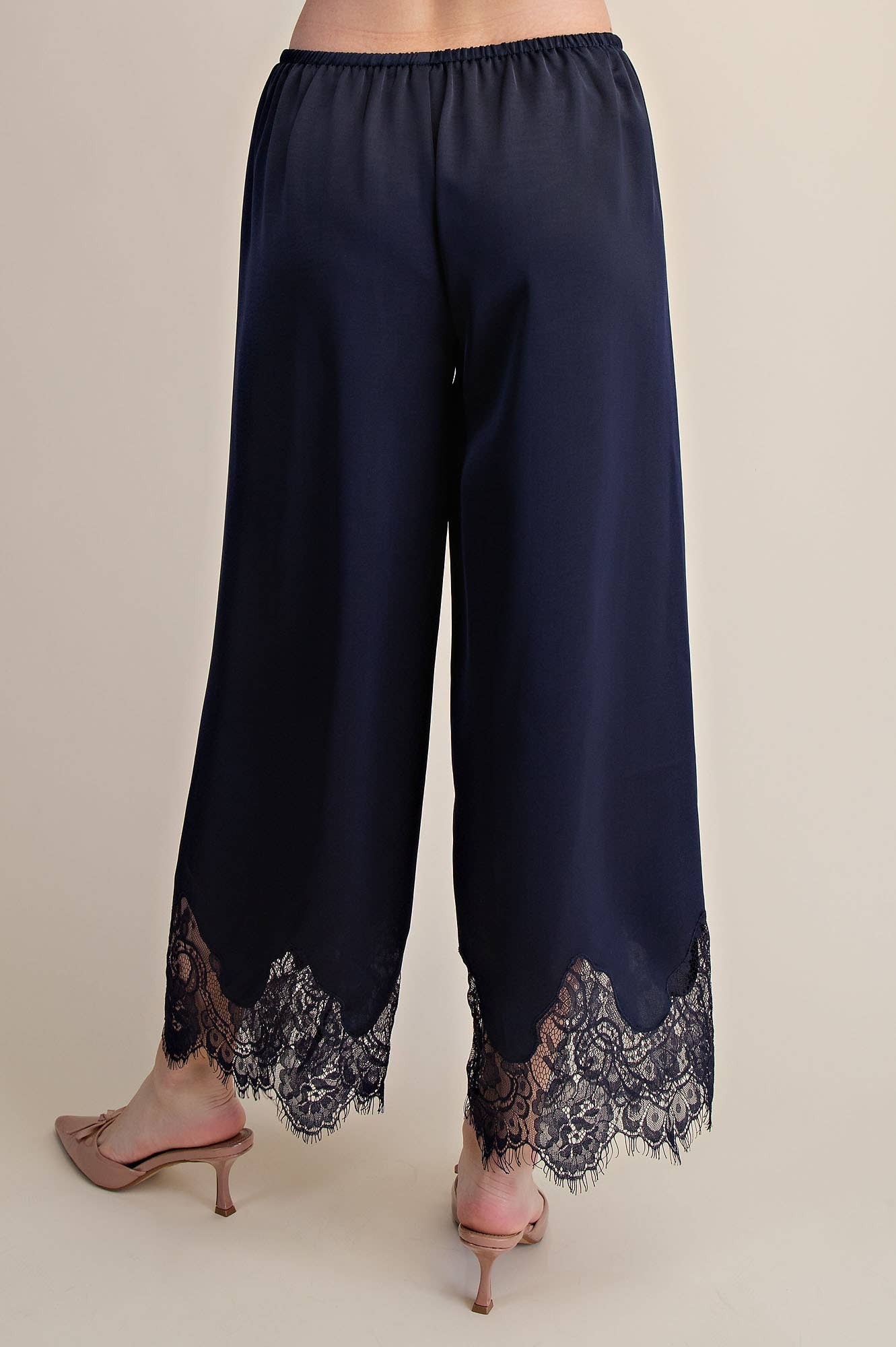 Glam - Mid Rise Cropped Lace Trim Pants