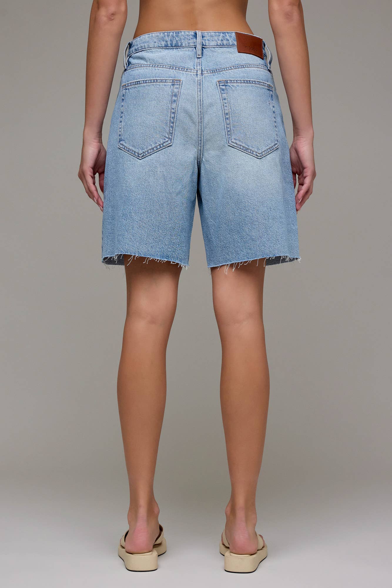 Hidden Jeans - Medium Wash 8" Inseam Baggy Shorts