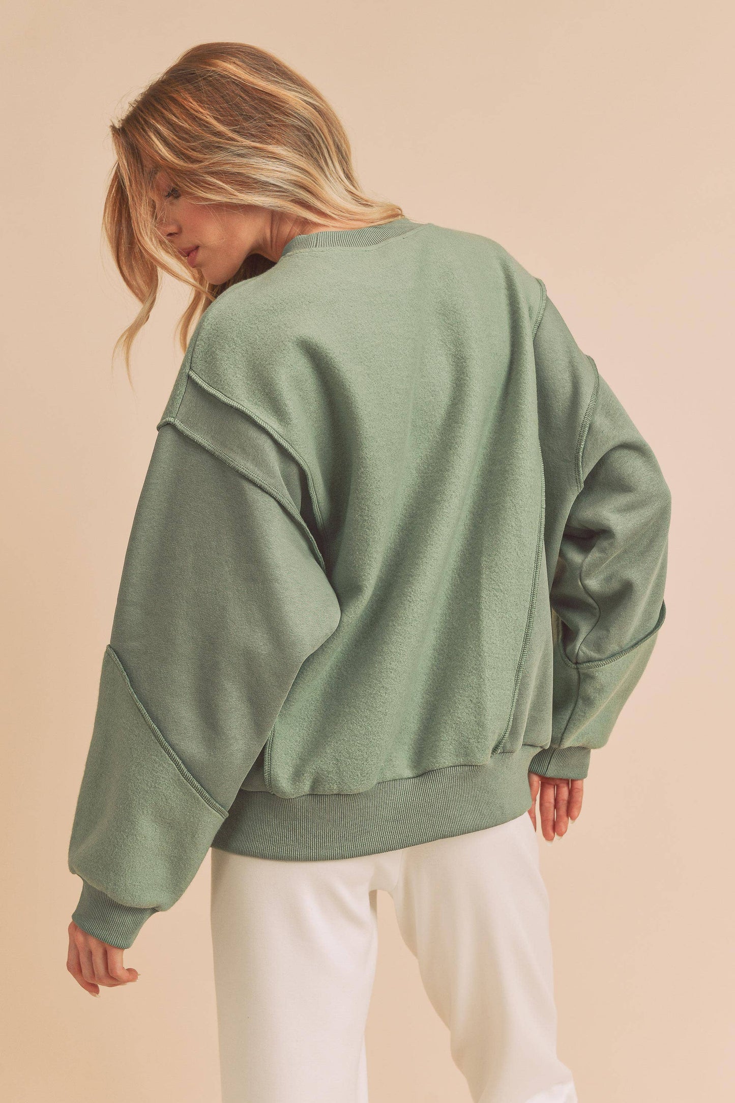 AEMI + CO - 916BK Ellia Sweatshirt 1
